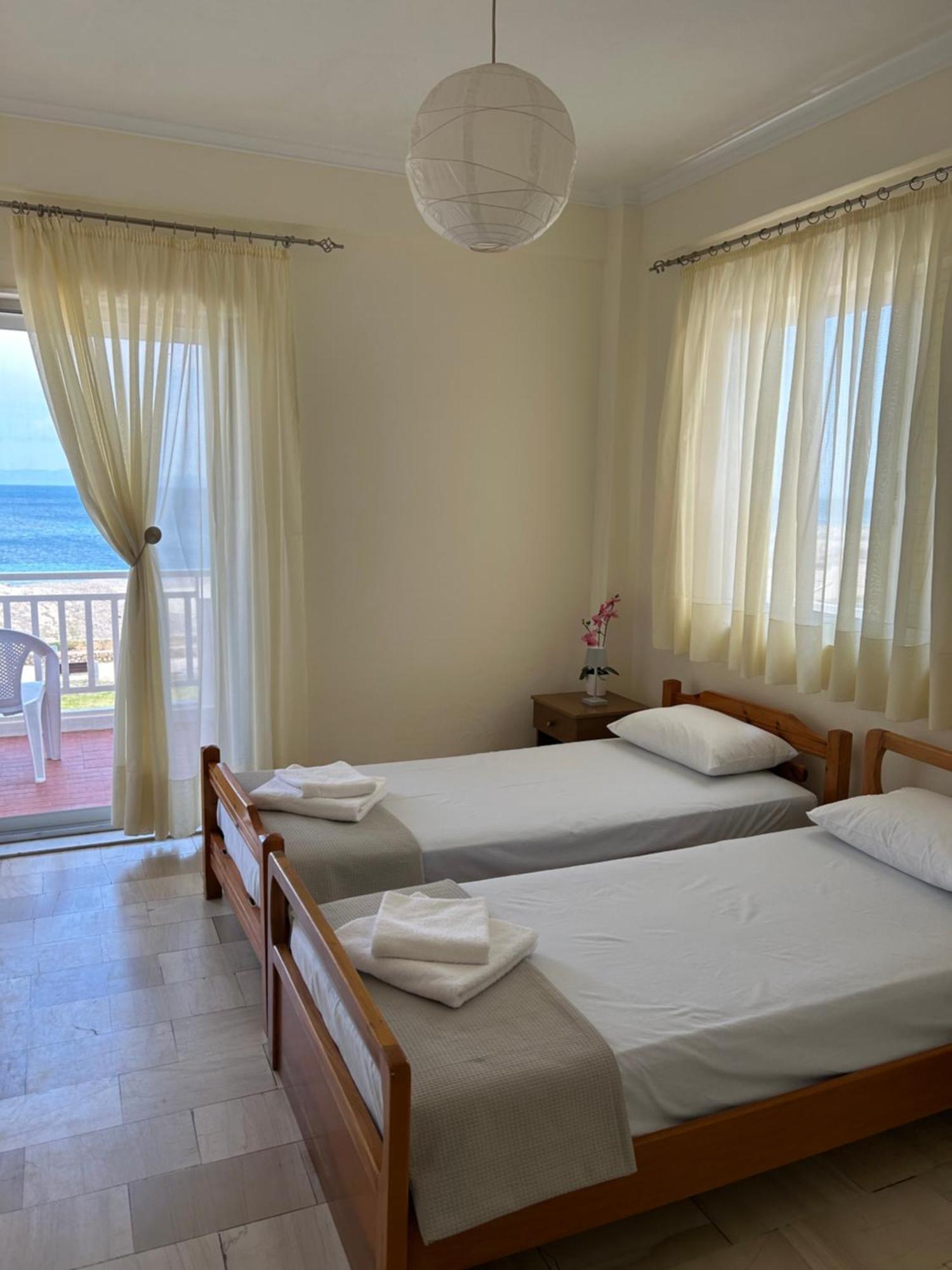 Manolis House Apartment Nea Poteidaia