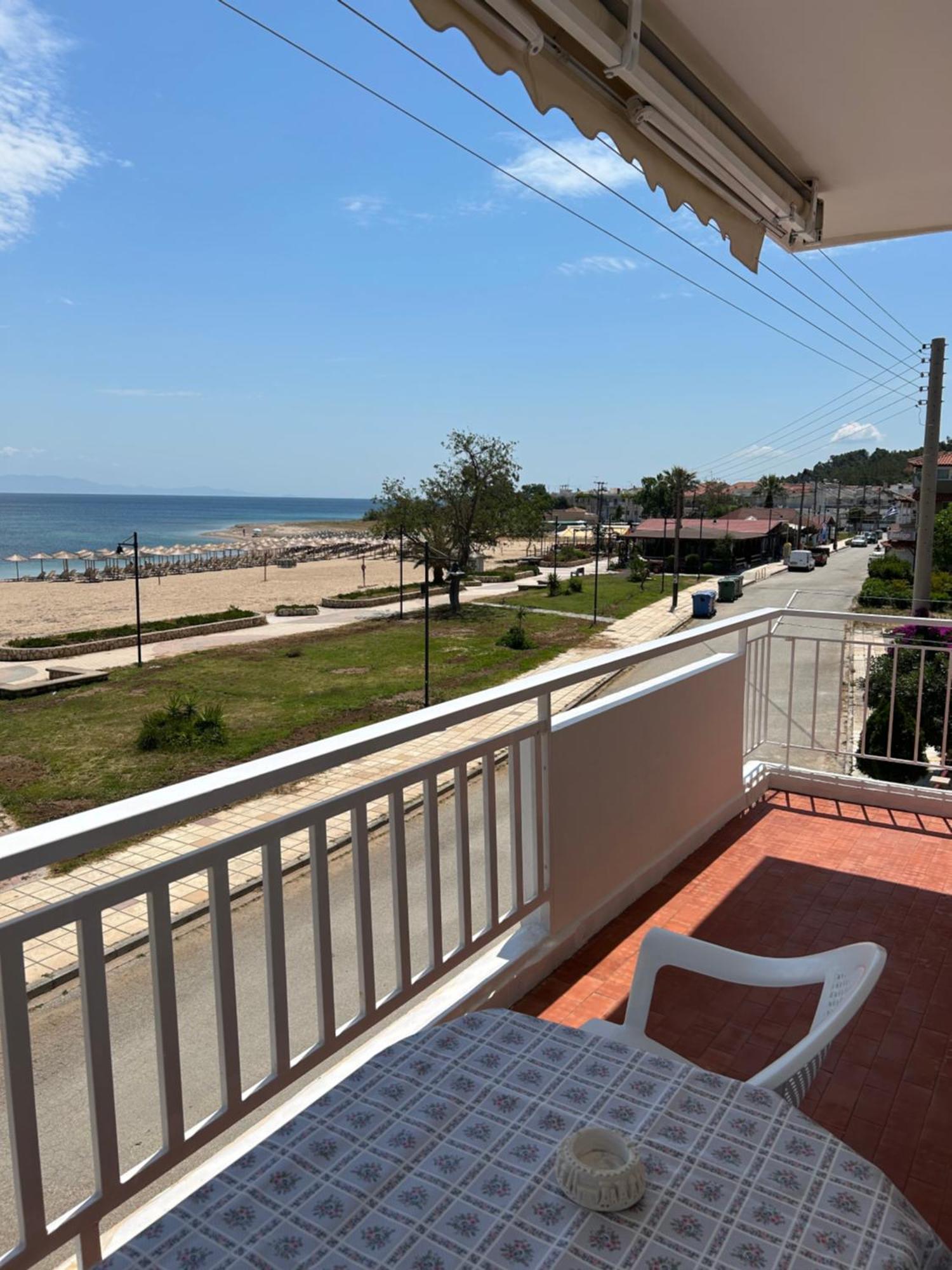 Apartment Manolis House